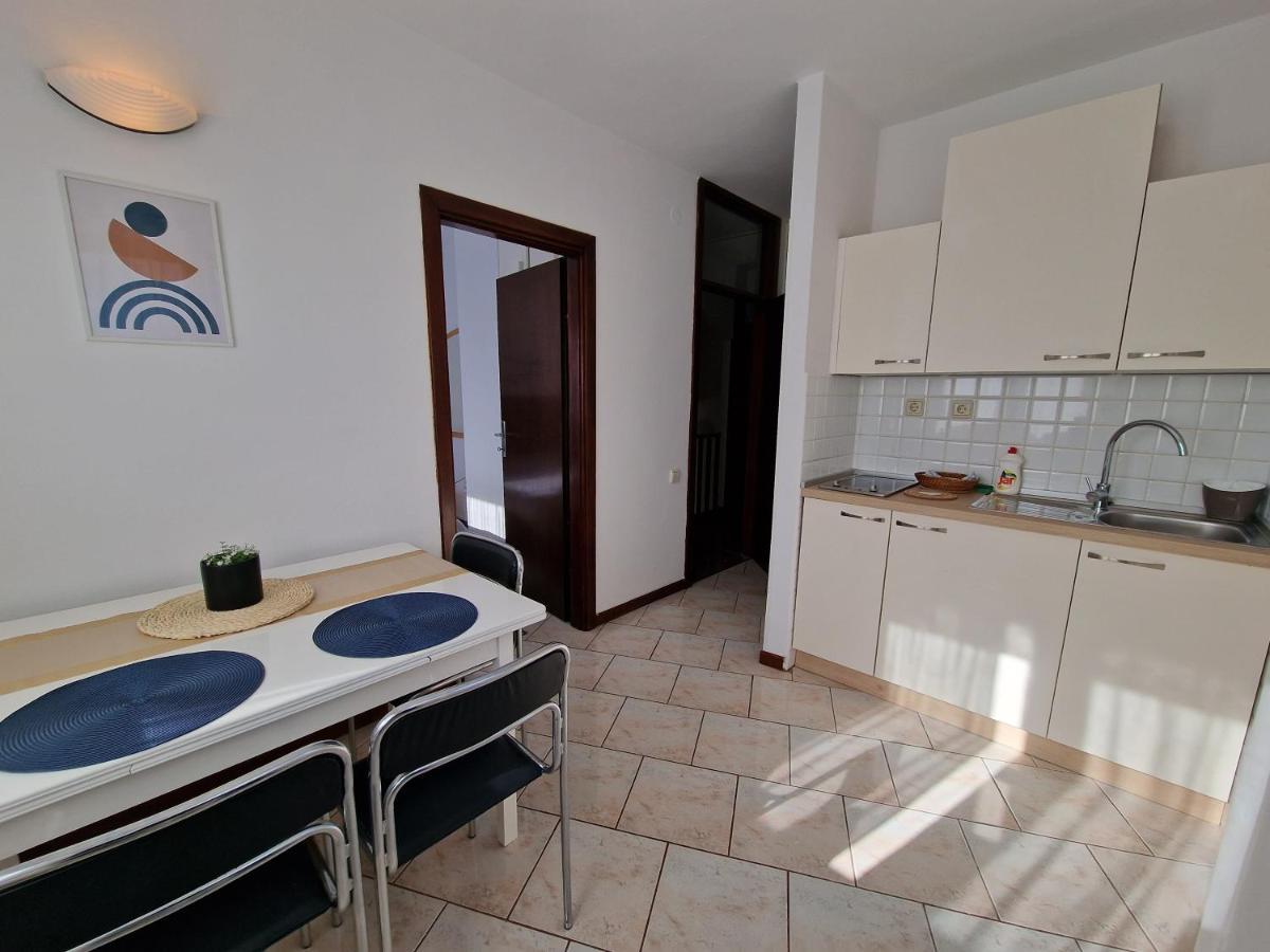 Apartments Katarina - New Renovated Ρόβινι Εξωτερικό φωτογραφία